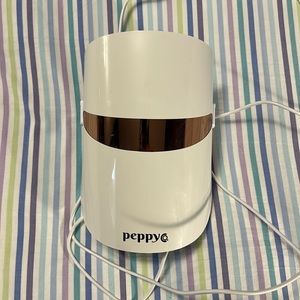 Peppy led face mask